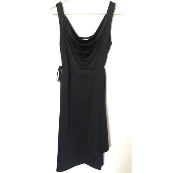 A Pea in the Pod Dresses & Skirts - A Pea in the Pod Black Faux Wrap Dress
